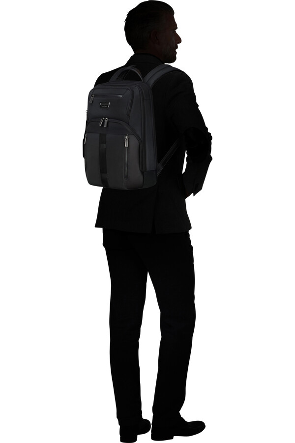 urban-eye rugzak 141 inch zwart